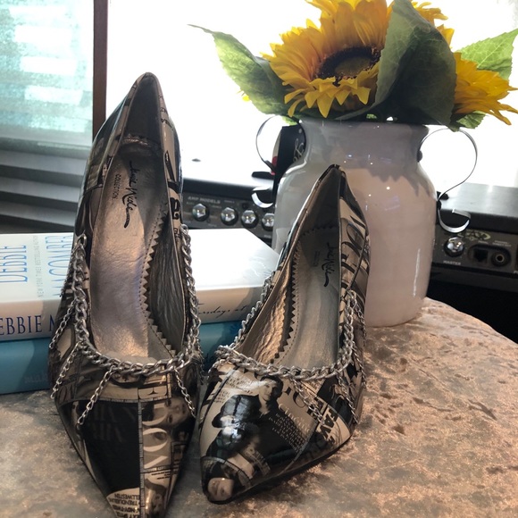 💼 Nicole Miller “Vogue Inspired” Heels - Picture 7 of 9